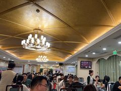 -汗腾格里·风味餐厅(新疆驻京办店)