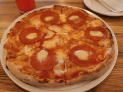 -城市大道红炉披萨烘焙坊