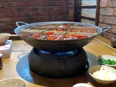 -白乐天毛肚火锅馆(解放碑店)