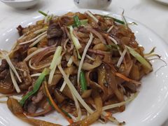 干炒牛河-万圣禄茶楼(西平店)