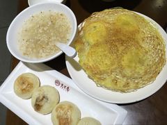 -张氏宽窄巷成都名小吃(茂业百货华强北店)