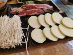 -滋滋烤肉(解放路创客店)