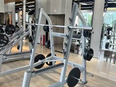 -威克健身游泳(万菱汇店)