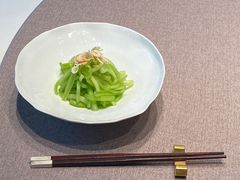 凉拌鲍芹-新荣记(南京西路店)