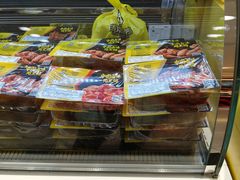 -周黑鸭(北京海淀区新中关店)
