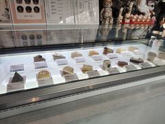 -Fridi Patisserie Cafe