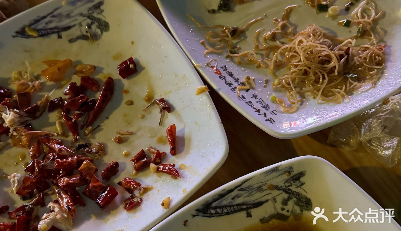 在四哥家常菜，人均100块吃出海鲜自由