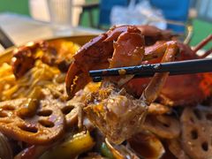 -臻鲜燕海鲜融合餐厅(金陵style店)