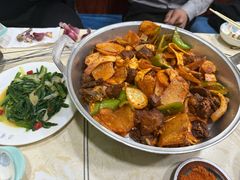 -尕有炕锅烤羊肉