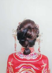 -Eling伊林彩妆·化妆培训(河西奥体店)