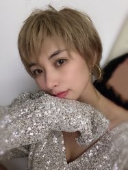 -HANYI韩艺形象店