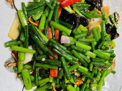 韭菜花炒凤甲-龙桥私厨·姜花菊花过桥鱼·顺德菜(容桂店)