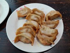 鲜肉锅贴-共和春(甘泉路店)