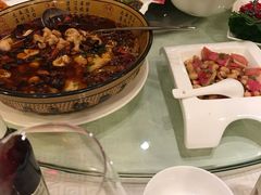 -顺峰海鲜酒楼(省府店)