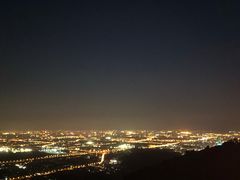 -鬼笑石后山停车场