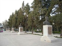 -华北军区烈士陵园