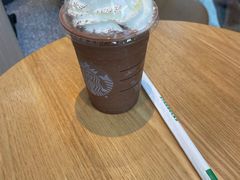 -星巴克(上海长宁来福士1F店)