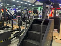 -阳光国际游泳培训基地