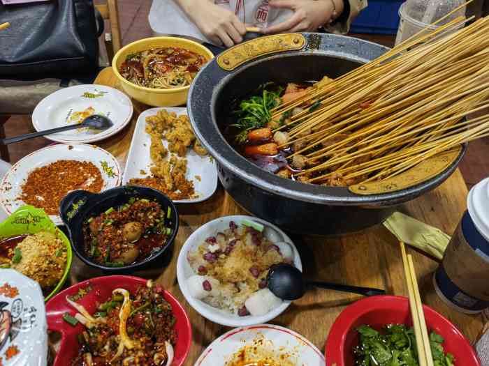 冒椒火辣(奎星楼街店)-"97串串香,是四川地区特色传统小吃之一 .