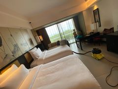 -三亚湾海居铂尔曼度假酒店