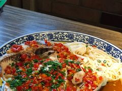 剁椒蒸鱼头-湘邻呷铺·田园家宴(汉基广场店)