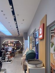 -国际蓝孩(万象城店)