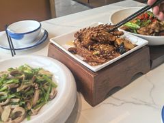 -梅飞酒家(名辉豪庭店)