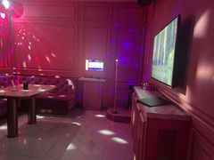 -范特西FANTASY量贩式KTV(民主广场店)