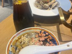 -臻鲜燕海鲜融合餐厅(金陵style店)