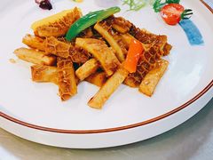 -品珍中餐厅·南北融合特色菜(兰州富力万达文华酒店)
