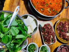 -黄利砖万峰林布依特色酸笋牛肉馆
