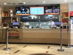 -闫家驴肉老店(华电一校店)