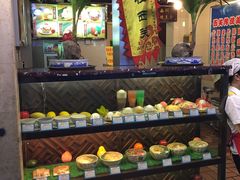 自助取餐区-顺记冰室(宝华路店)