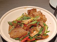 -渝信川菜 · 川味家常菜(财富购物中心店)
