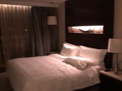 -青岛海尔洲际酒店