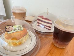 -有猫主题·治愈系猫咖(曾厝垵店)