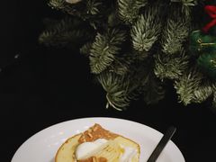 洋梨浮云卷-black rainbow coffee