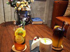 -ZING COFFEE 镜咖啡