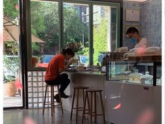 -尤加利咖啡馆