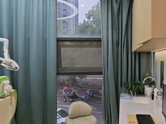 -大白象口腔连锁·矫正·种植中心(玺悦城店)