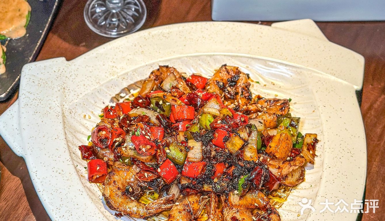 老洋房里吃着烧鸟，日子舒坦啊！