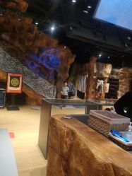 -探洞工场(丹尼斯7天地店)