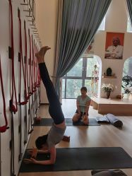 -成都阿难陀艾扬格瑜伽中心