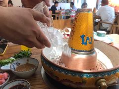 -毛辣果·贵州红酸汤牛肉火锅(西单店)