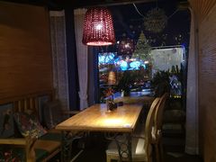 -酤居湖景音乐餐吧(安宁店)