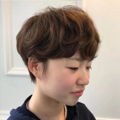 -MY WAY SALON