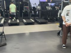 -超鹿运动(五四路恒力城店)