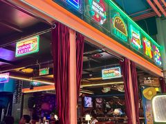 -Famous肥猫墨西哥音乐餐吧(五棵松华熙LIVE店)