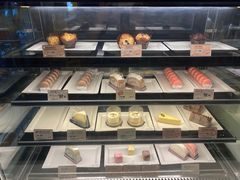 面包甜点陈列柜-麦当劳(宝山大厦店)