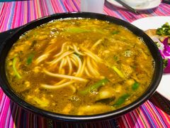 小锅米线-香巴拉云南餐厅(华莱坞店)